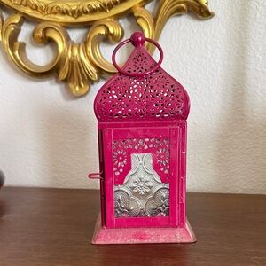 Elegant Pink Lantern